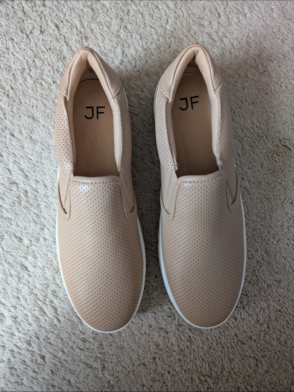 Women’s Slip-On Platform Sneakers in Nude NWOT - Picture 2 of 10